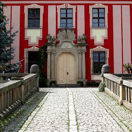 Boutique Palac Warmatowice Sienkiewiczowskie Legnica Bagian luar foto