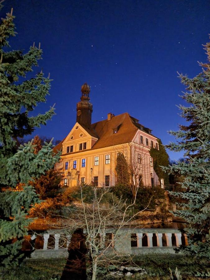 Boutique Palac Warmatowice Sienkiewiczowskie Legnica Bagian luar foto
