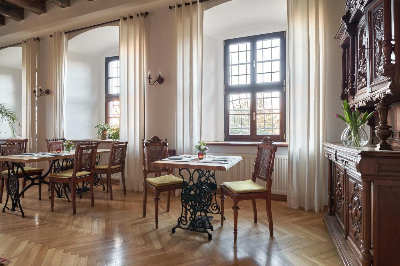 Boutique Palac Warmatowice Sienkiewiczowskie Legnica Bagian luar foto