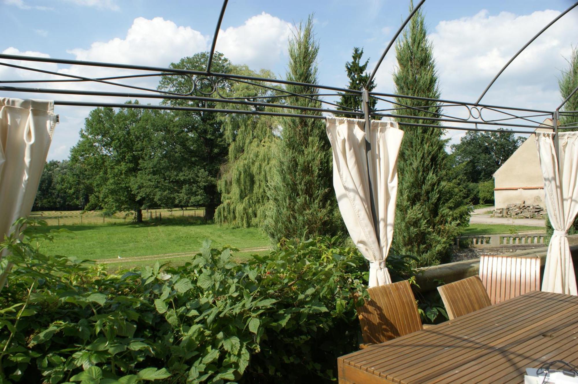 Boutique Palac Warmatowice Sienkiewiczowskie Legnica Bagian luar foto